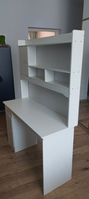 Biurko nowe złożone