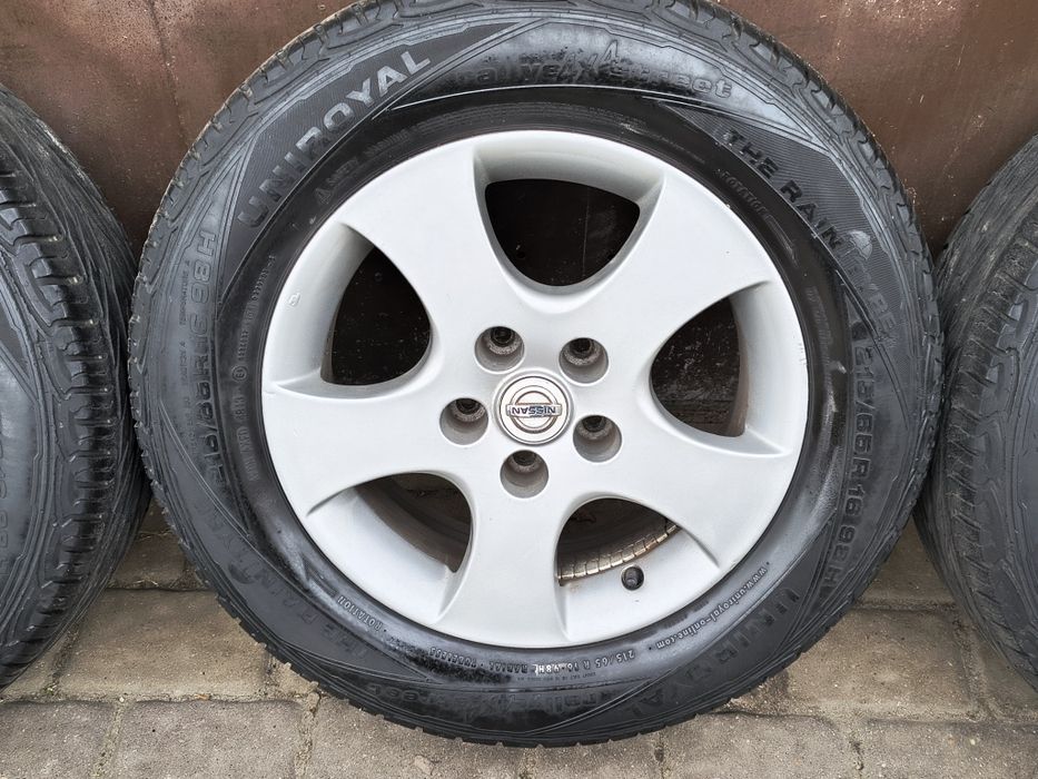 Felgi z oponami Nissan X-trail 5x114,3 opony 6,5mm 215/65/16 r16 suv