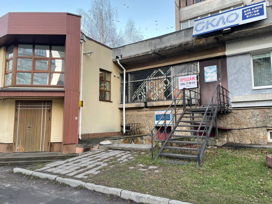 Комерційне приміщення на Келецькій по ціні дешевше житлового