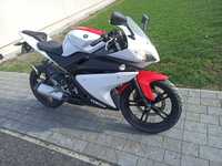 Sprzedam Yamaha YZF R125