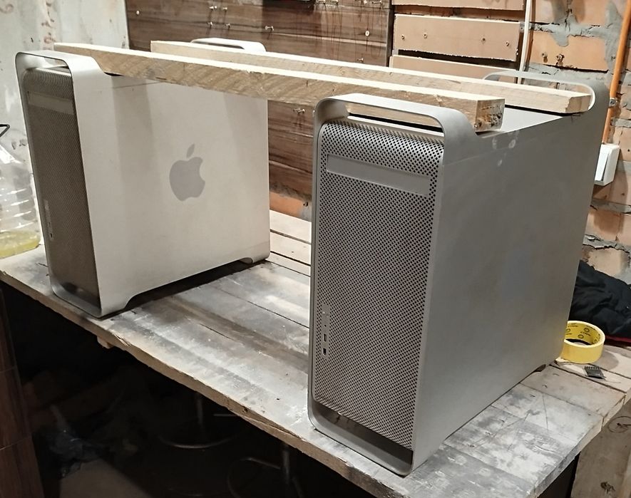 Комп’ютер Apple Power Mac G5 опори для скамейки Aple