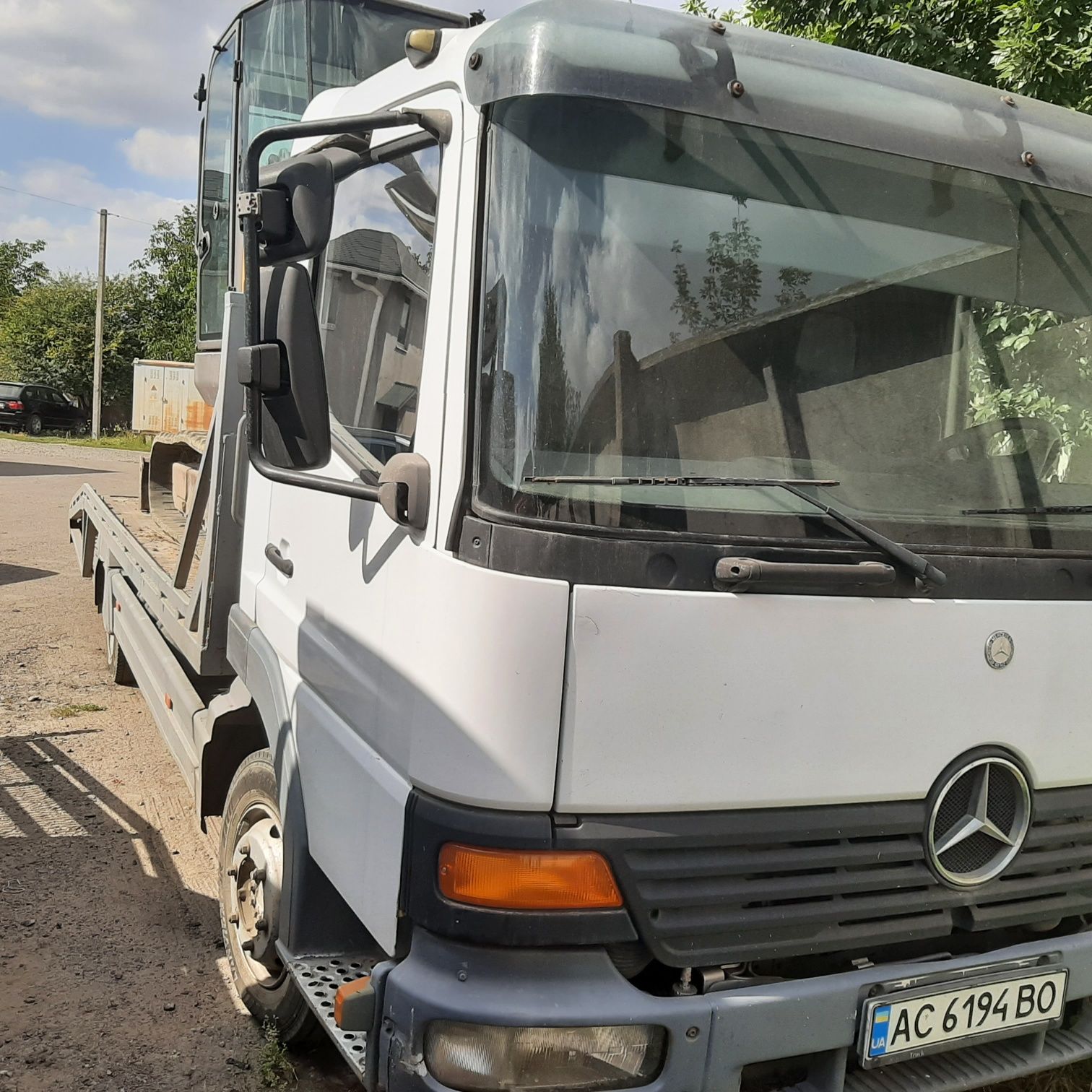 Екскаватор з лаветою