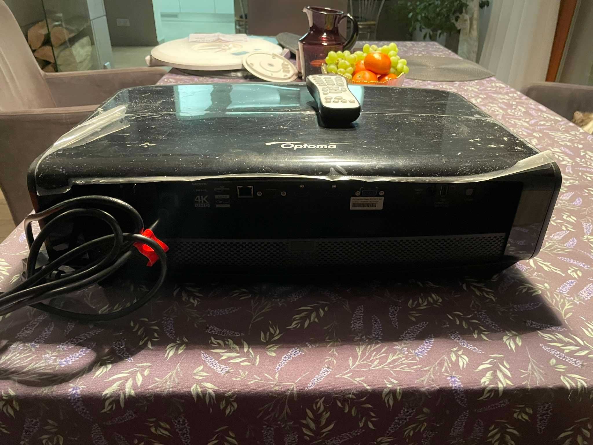 Projektor Optoma UHD65