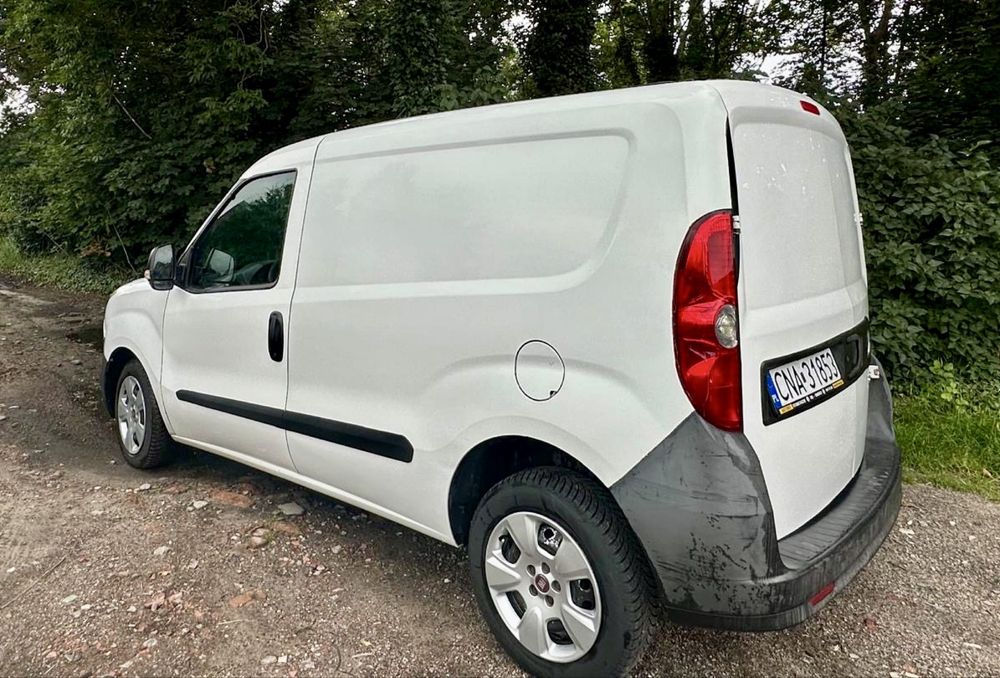 Fiat Doblo 1.3 Diesel. 2011 . 2miejsca. Klima. Nowe opony. Doinwestowa