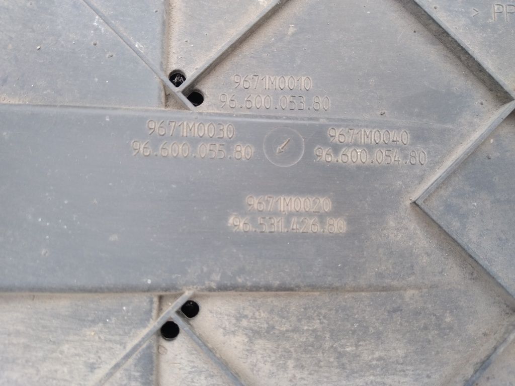 Osłona pod zderzak Citroen C4 grand Picasso oryginał