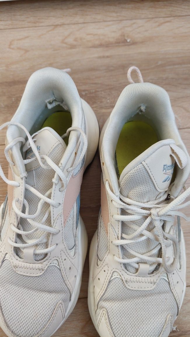 buty damskie sportowe snaekersy Reebok r. 37