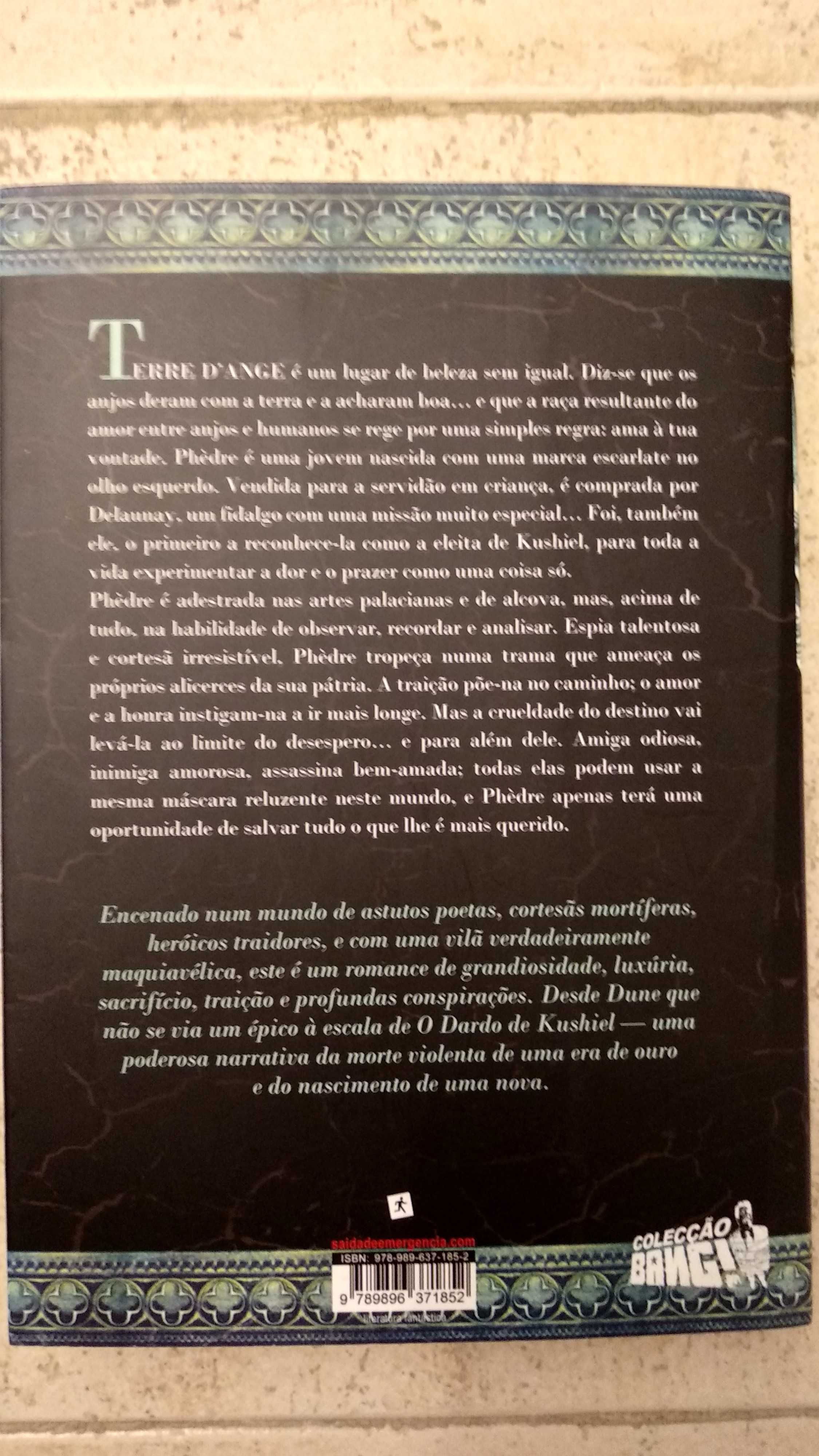 Livro "O Dardo de Kushiel" da Jacqueline Carey