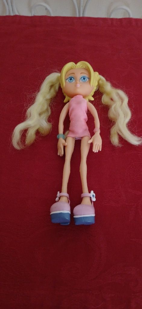Boneca ótimo estado