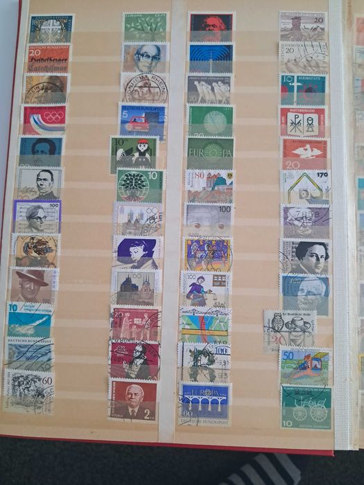 klaser ze znaczkami 3