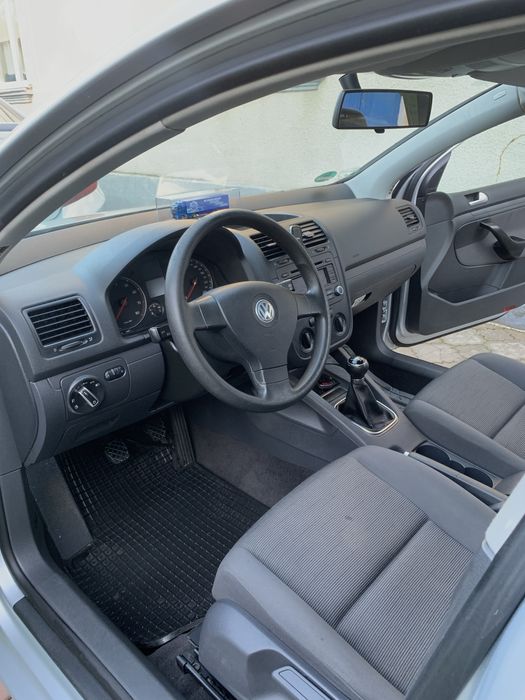 Гольф 5 1.6 МРІ 2006рік