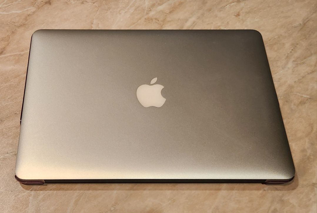 Apple 13" MacBook Air A1466(Mid 2013)
