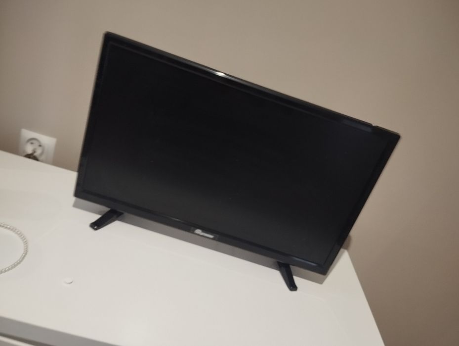 Telewizor 22 cale