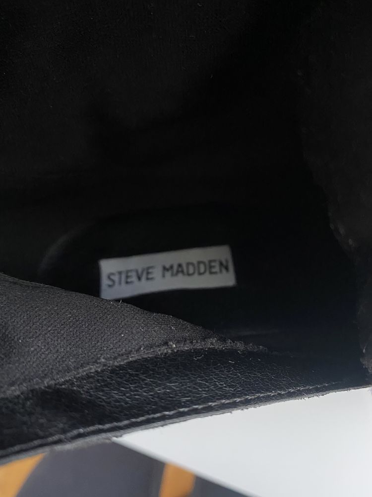Czarne kozaki muszkieterki na szpilce za kolano hit instagrama Steve M