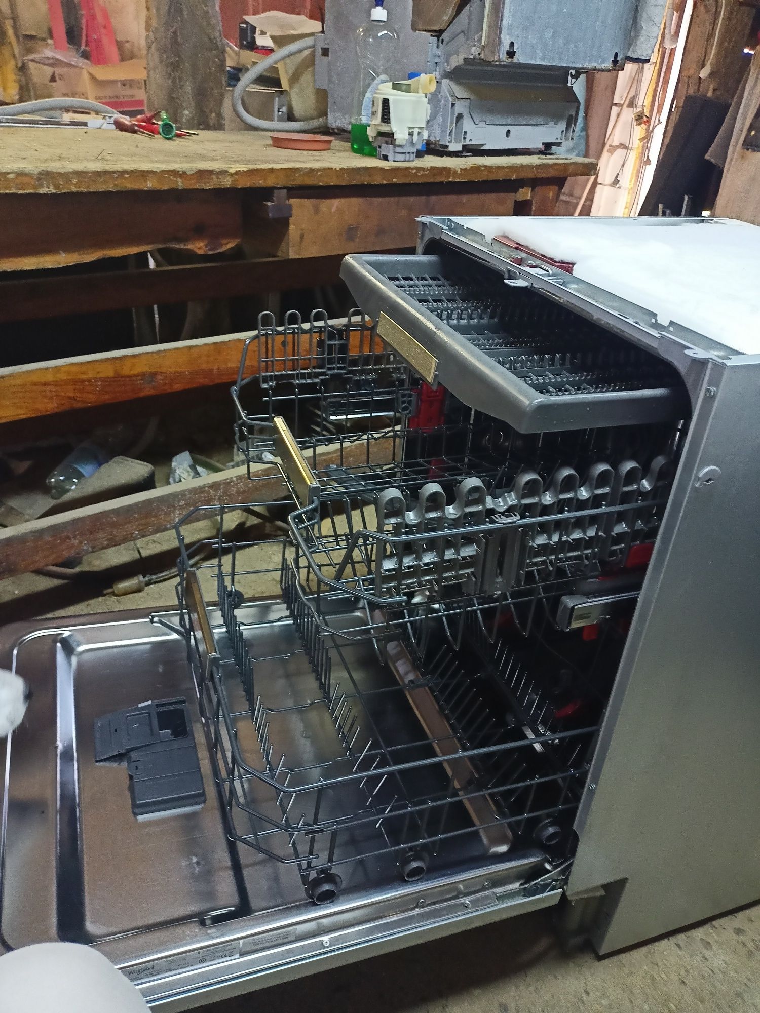 Zmywarka Whirlpool jak nowa,3 szuflady pod zabudowę.