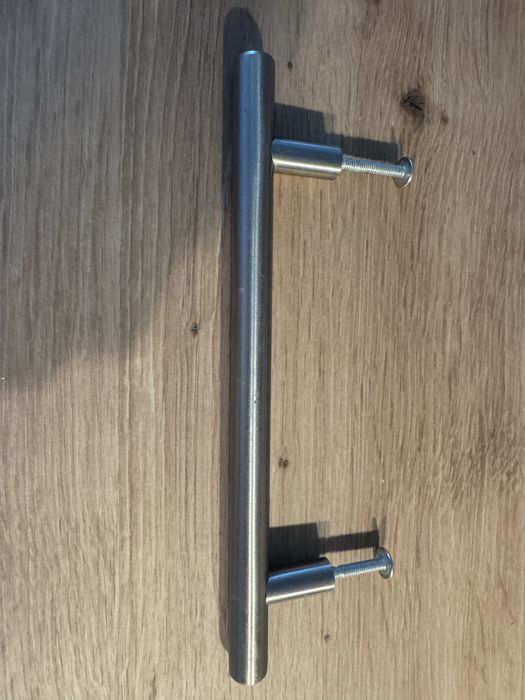 Uchwyt meblowy Sara 128 mm srebrny Inspire