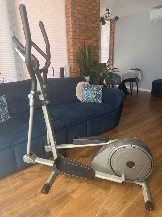 Орбітрек Torneo,в чудовому стані, Ocoкорки