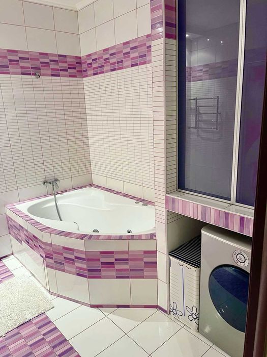 Красивая 3-комн. квартира 130м² в ЖК АКАПУЛЬКО-1 / ул. Педагогическая