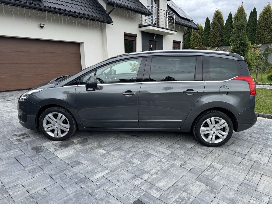 Peugeot 5008/Panorama /1.6 HDI /2014 R/Automat/Lift