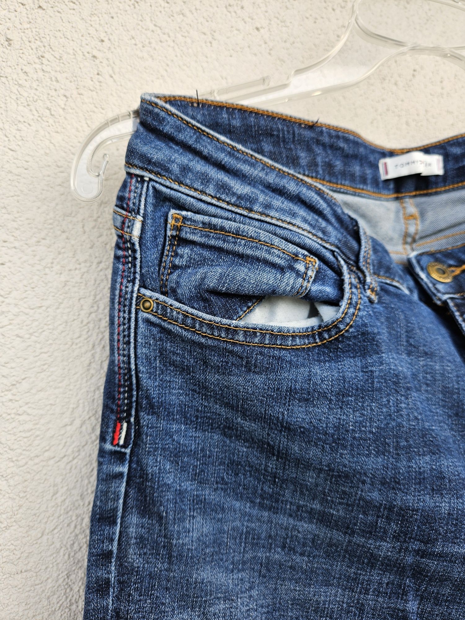 Spodnie jeans TOMMY HILFIGER HW Slim Leg Riverpoint  - warto