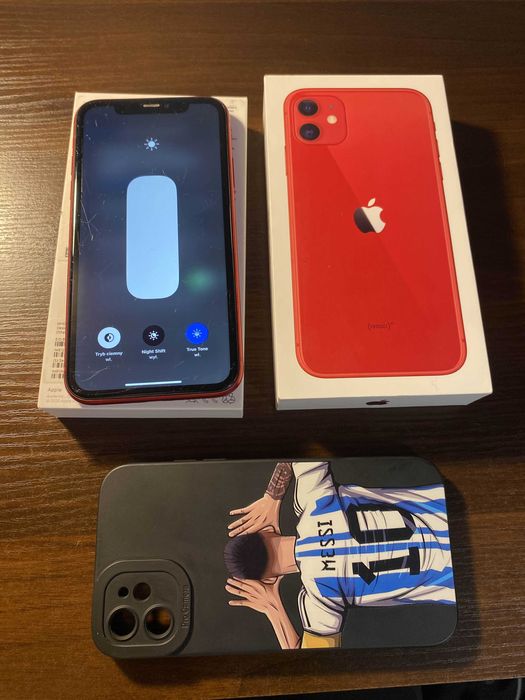 iPhone 11 128GB czerwony + etui gratis