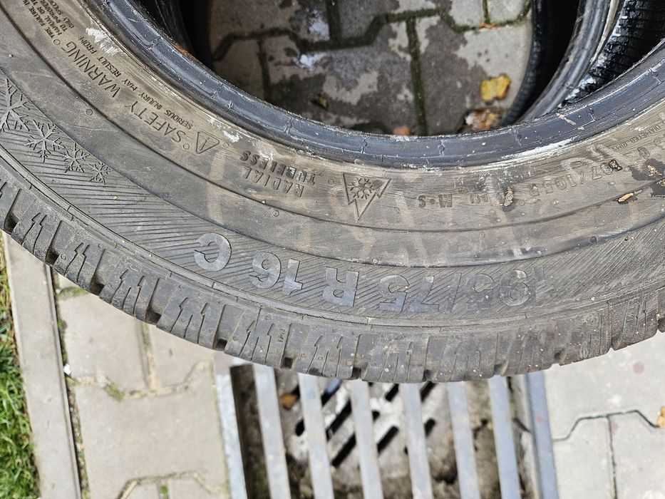 Opony zimowe 195/75R16C