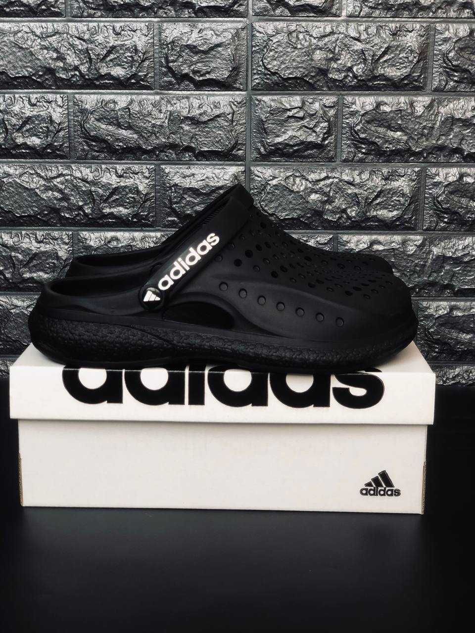 Шлепанцы Adidas adiFom Supernova мужские Black повседневные тапочки