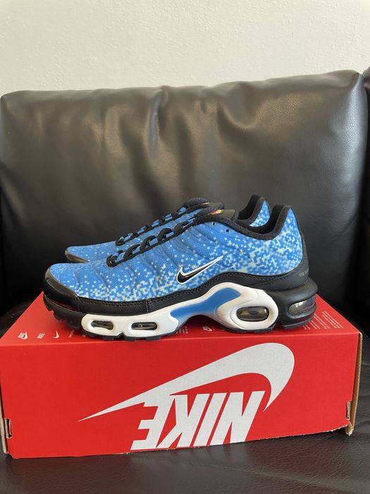 Оригінальні кросівки Nike Air Max Plus TN "Napoli" HM0718-400