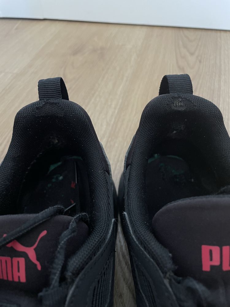 Sprzedam buty PUMA DISPERSE XT