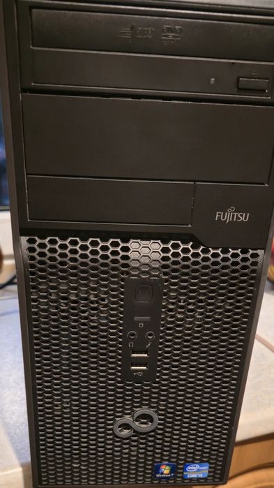Komputer stacjonarny Fujitsu i3-2120