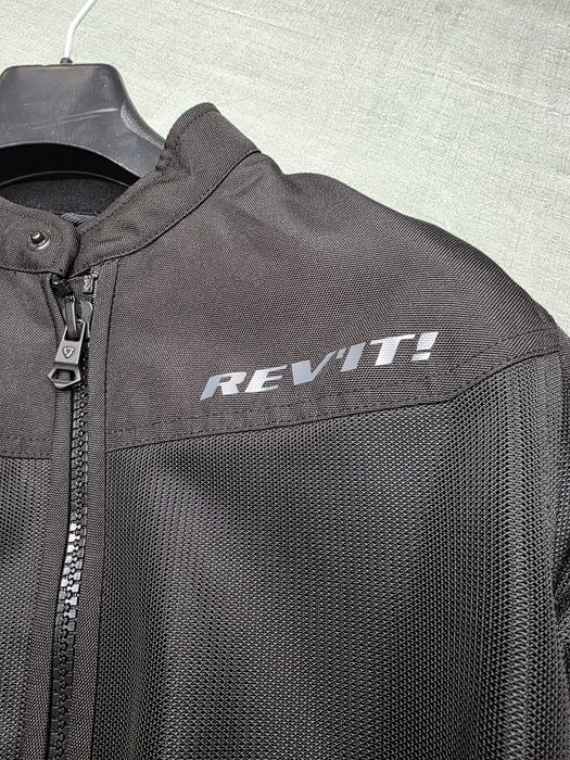 Blusão Mota Revit