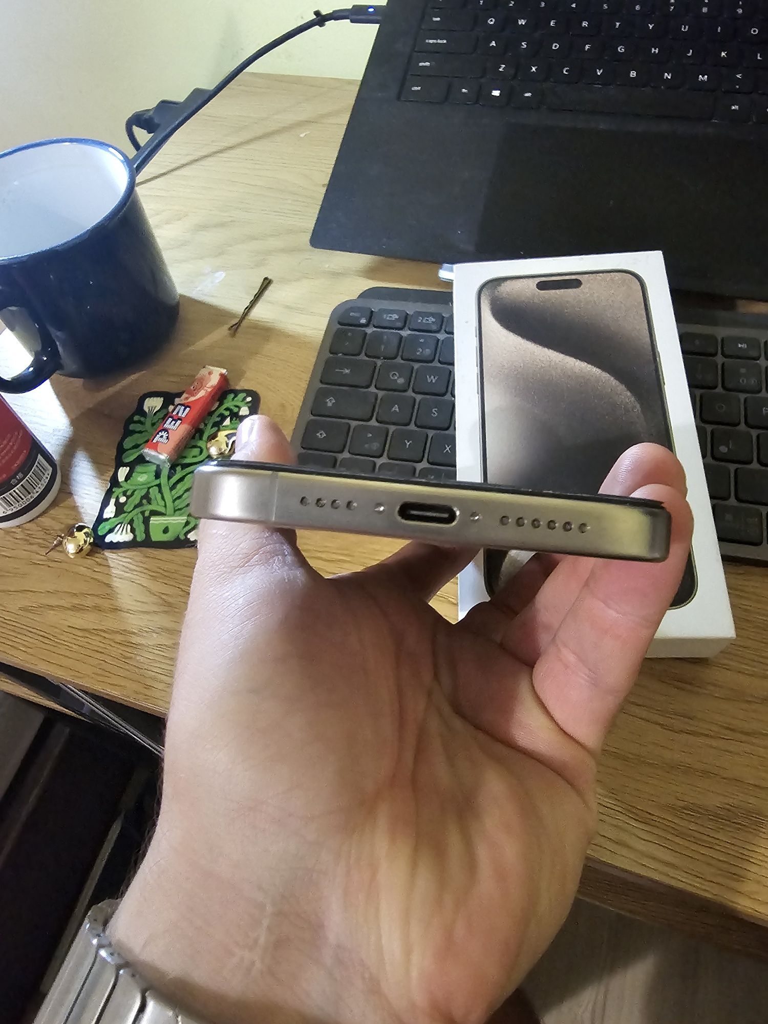Продам IPhone 15 pro max NATURAL 256 NEVERLOCK like NEW