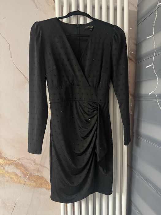 Nowa, elegancja sukienka Guess rozm. S czarna