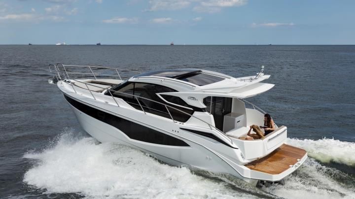 Яхта Galeon 370 HTS