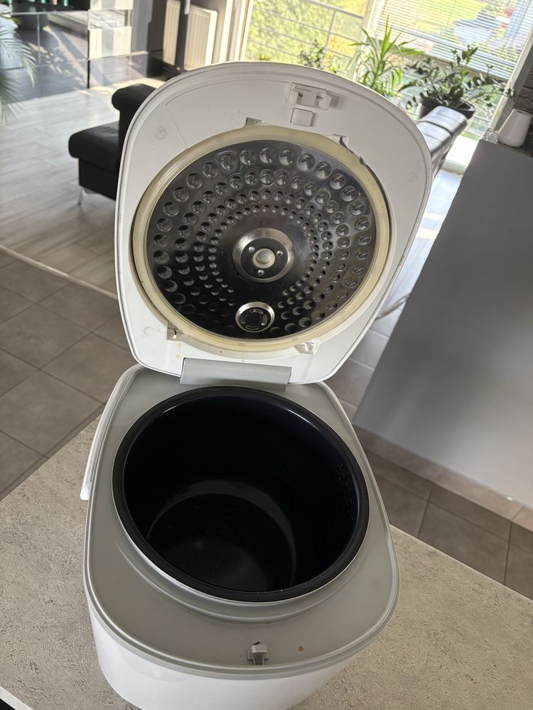 Multicooker REDMOND