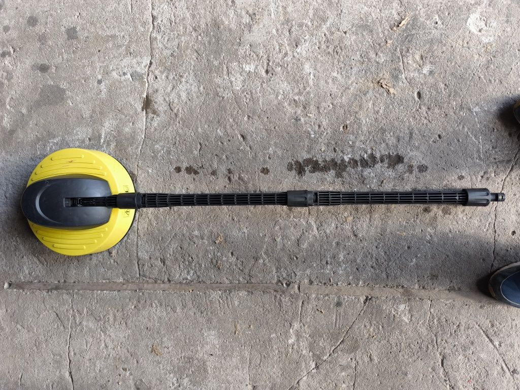 Szczotka do mycia kostki tarasu Karcher