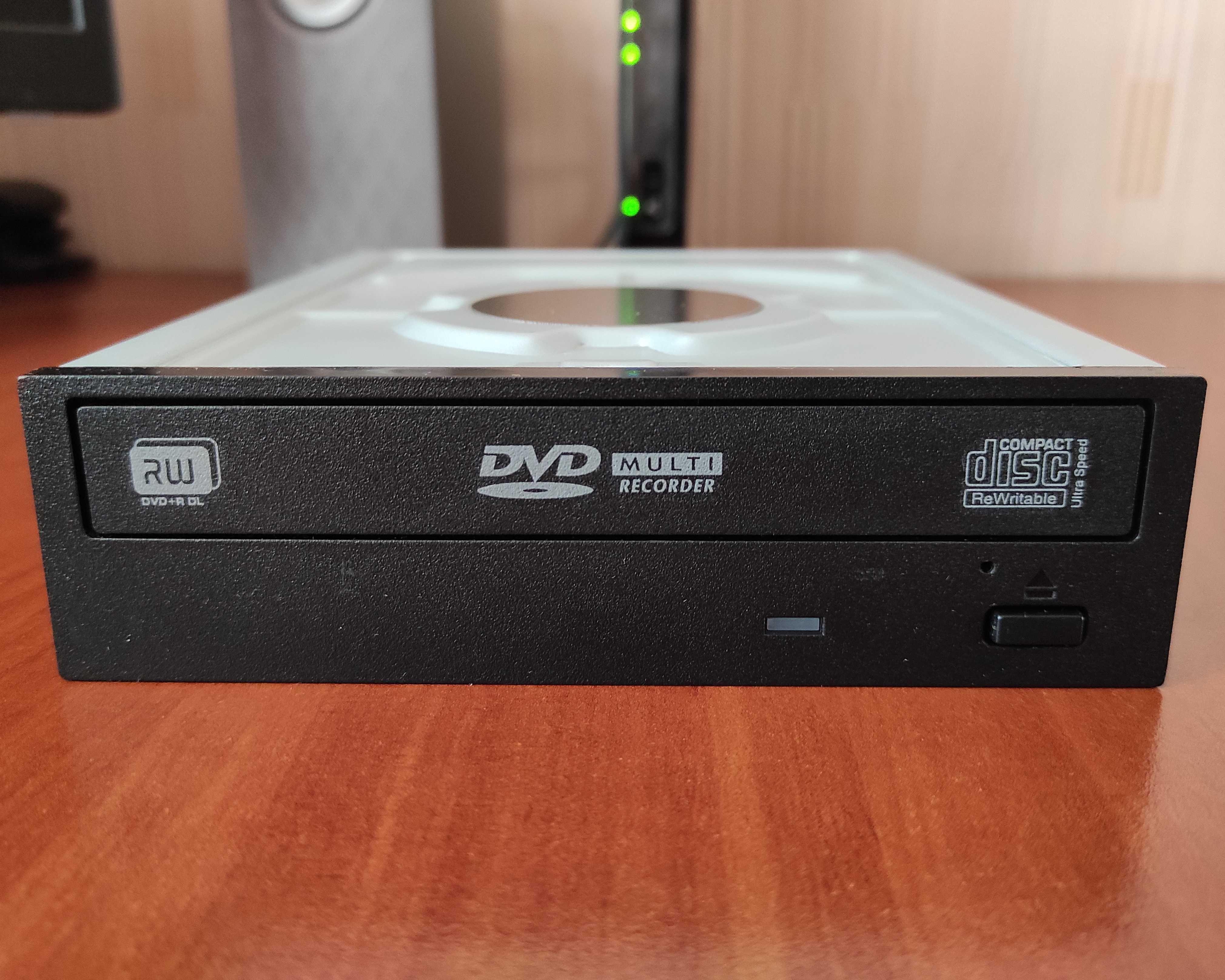 крутой, но нерабочий DVD+/-R/RW Pioneer DVR-219RS Black SATA (BXCN5)