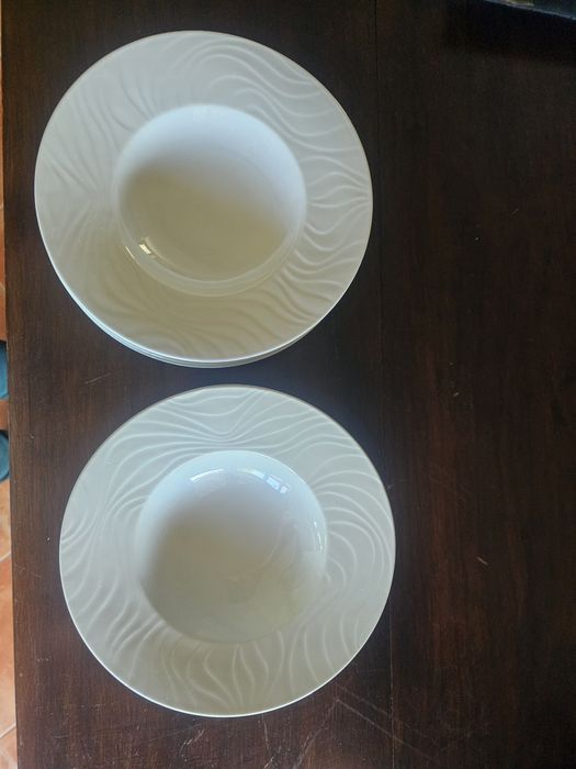 8 Pratos sopa Spal Waves