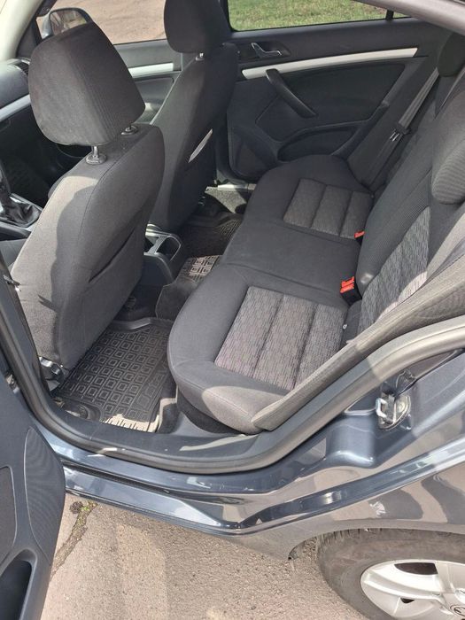 Автомобіль ………..