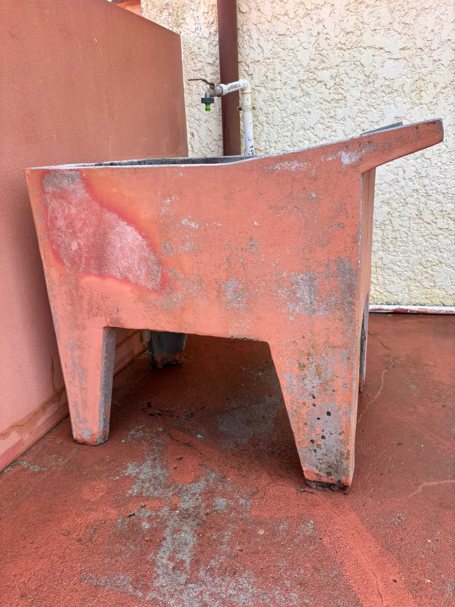 Tanque de cimento