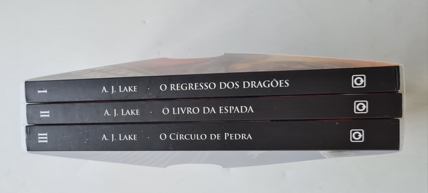 Triologia de A. J. Lake plano nacional de leitura