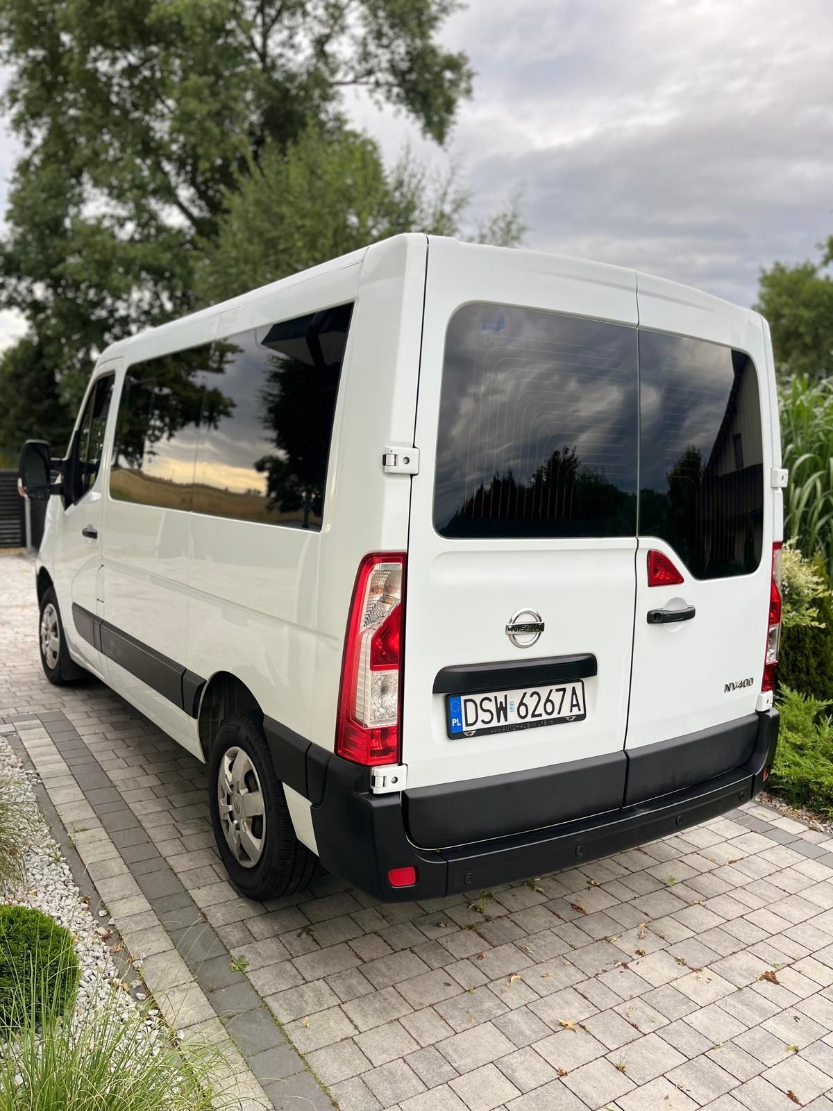 Nissan nv400, Opel Movano, Renault Master, bus 9 osobowy