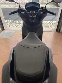 Moto 125 c. 2200km como nova  moto de garagem