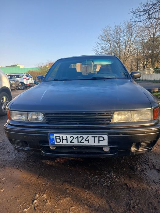 Продам митсубиси галант 91год 1,8мотор