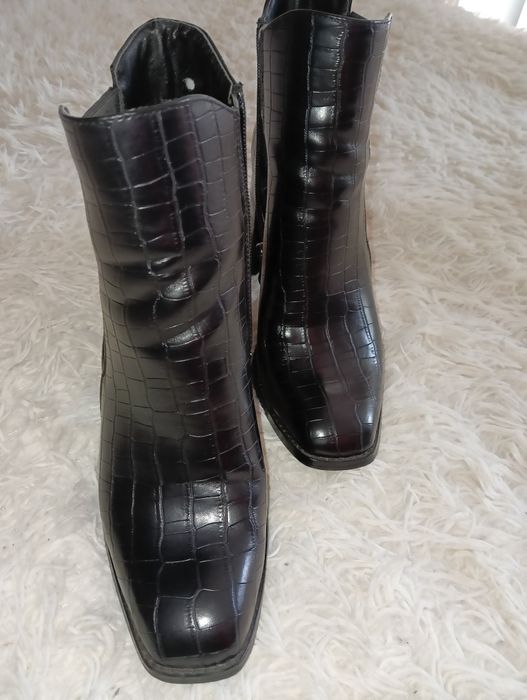 Sprzedam buty damskie