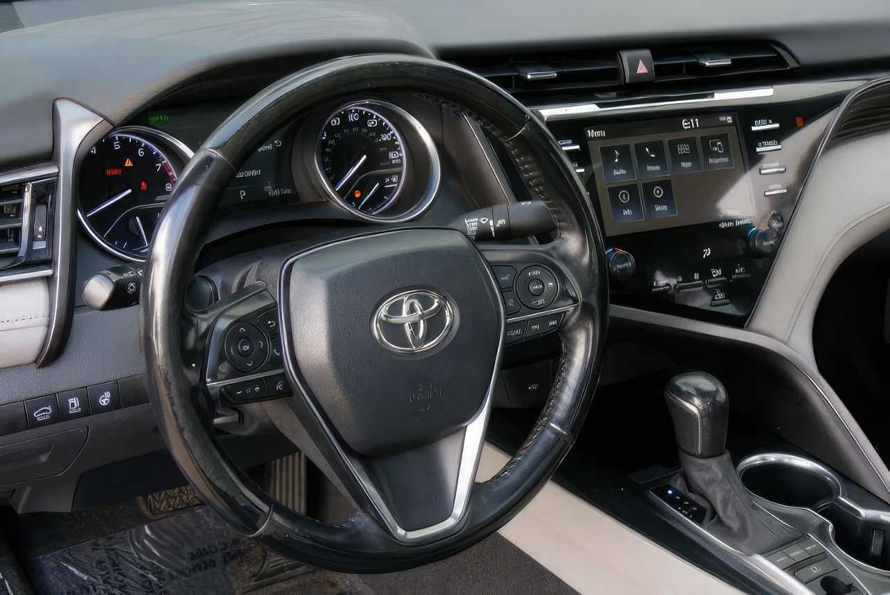 2020 Toyota Camry XLE