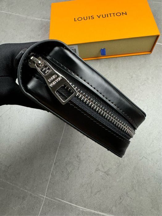 LOUIS VUITTON клатч кошелек мужской черный кожаный