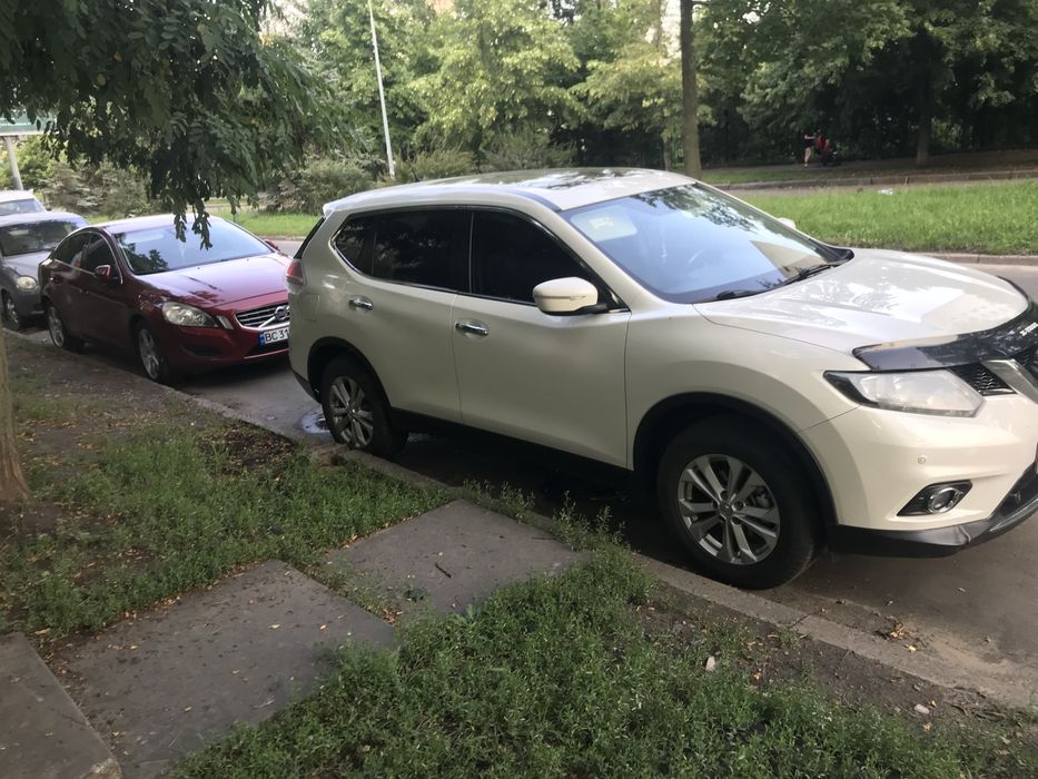 Нісан x- trail европа 1.6 в рідній фарбі