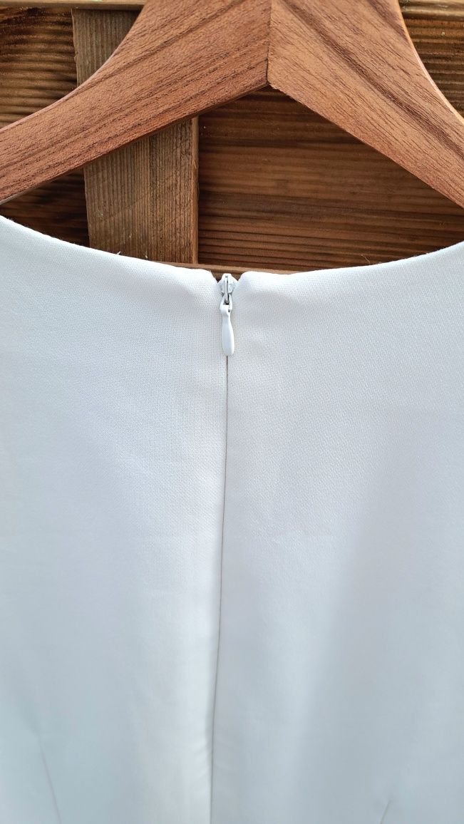 Sukienka ecru elegancka okolicznościowa H&M M