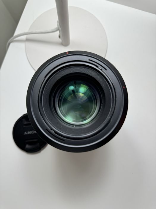 Lente SONY F2.8 Macro 90mm