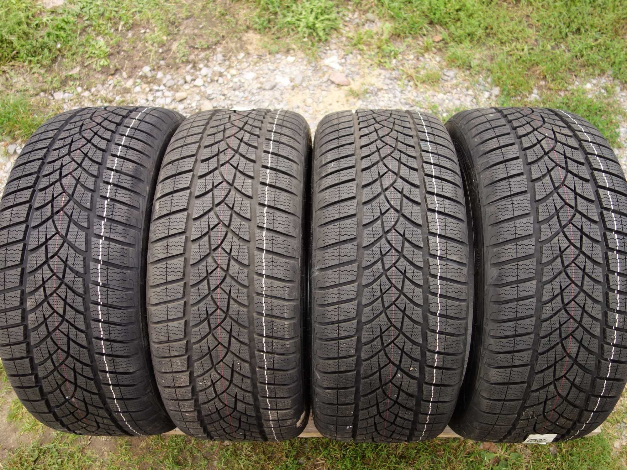 Opony Zimowe 265/40/20 GOODYEAR 4 Sztuki NOWE AO
